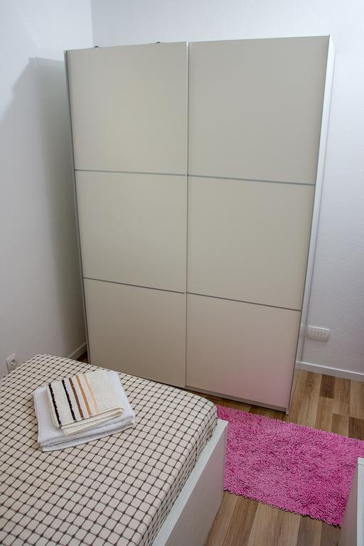 Apartment Gamma With Hydromassage Mini Pool Near Split Žrnovnica Εξωτερικό φωτογραφία